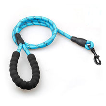 Load image into Gallery viewer, GD™ -  Reflective &amp; Tangle Free Pet Leash 4.92 ft
